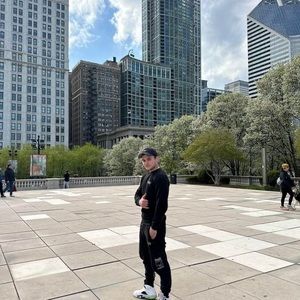 Meet your Posher, Adam